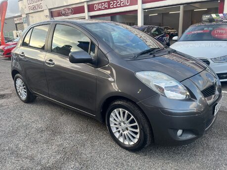 Toyota Yaris 1.3 VVT-I SR