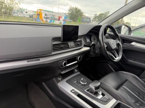 Audi Q5 TDI QUATTRO SPORT 9