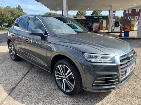 Audi Q5 2.0 TDI QUATTRO S LINE S TRONIC 4