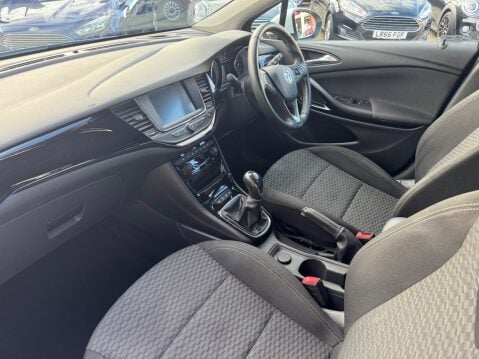 Vauxhall Astra 1.0T SRI ECOTEC 11
