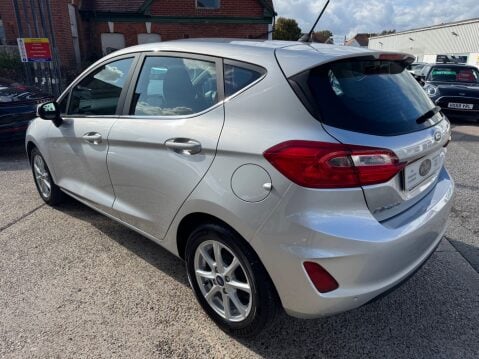 Ford Fiesta ZETEC 8