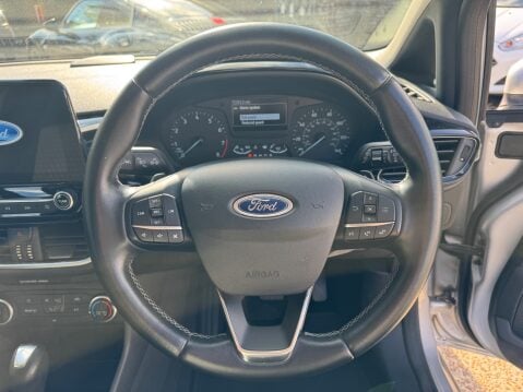 Ford Fiesta ZETEC 11