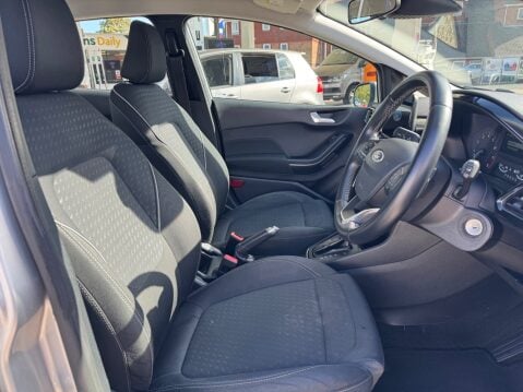 Ford Fiesta ZETEC 3