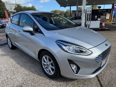 Ford Fiesta ZETEC 9
