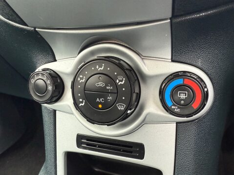 Ford Fiesta 1.2 EDGE 19