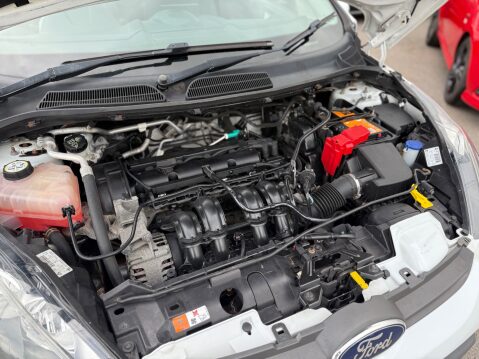 Ford Fiesta 1.2 EDGE 16