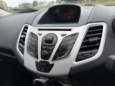 Ford Fiesta 1.2 EDGE 14