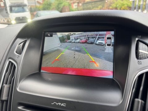 Ford Focus TITANIUM 21