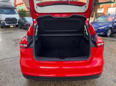 Ford Focus TITANIUM 7