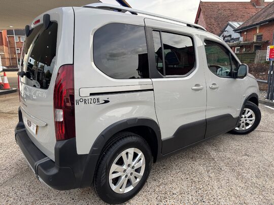Peugeot Rifter HORIZON RE 