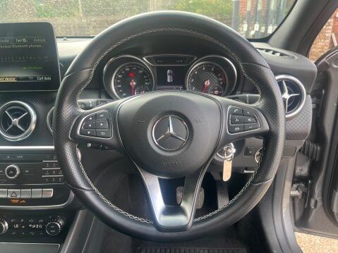 Mercedes-Benz A Class A 200 SPORT EDITION AUTOMATIC 13