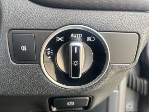 Mercedes-Benz A Class A 200 SPORT EDITION AUTOMATIC 21