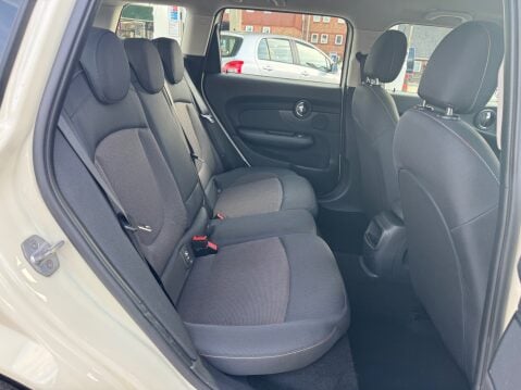 Mini Clubman 1.5 ONE 11