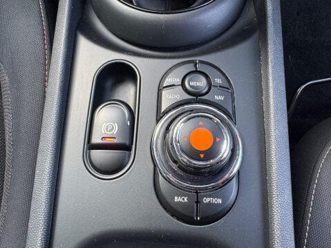 Mini Clubman 1.5 ONE 16