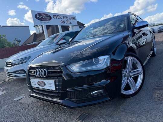 Audi A4 S4 AVANT QUATTRO BLACK EDITION