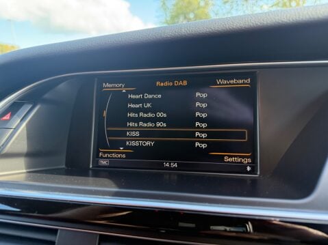 Audi A4 S4 AVANT QUATTRO BLACK EDITION 24