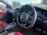 Audi A4 S4 AVANT QUATTRO BLACK EDITION 10