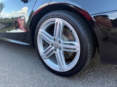 Audi A4 S4 AVANT QUATTRO BLACK EDITION 8