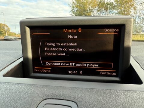 Audi A1 TDI S LINE 17