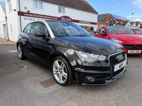 Audi A1 TDI S LINE 4