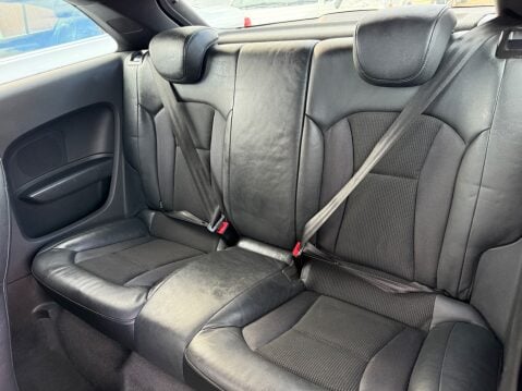 Audi A1 TDI S LINE 13