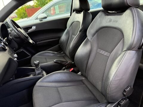 Audi A1 TDI S LINE 11