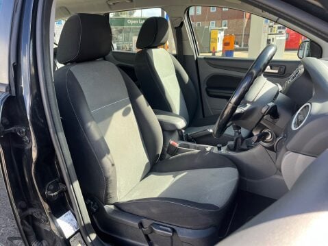 Ford Focus 1.6 ZETEC ESTATE 3