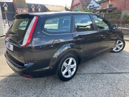 Ford Focus 1.6 ZETEC ESTATE 2