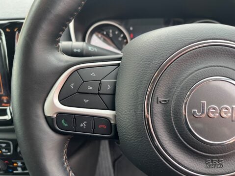 Jeep Compass 1.6 MULTIJET II LIMITED 13
