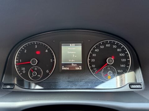 Volkswagen Touran SPORT TDI BLUEMOTION TECH 7 SEATER 16