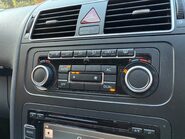 Volkswagen Touran SPORT TDI BLUEMOTION TECH 7 SEATER 17