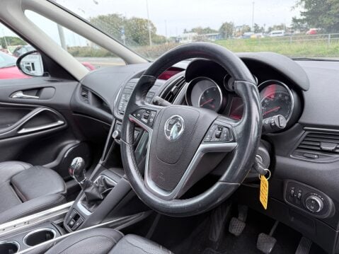 Vauxhall Zafira 2.0 ELITE CDTI 7 SEATER 8