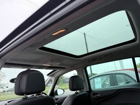 Vauxhall Zafira 2.0 ELITE CDTI 7 SEATER 9