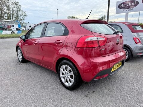 Kia Rio 1 HATCHBACK 7