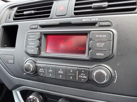 Kia Rio 1 HATCHBACK 14