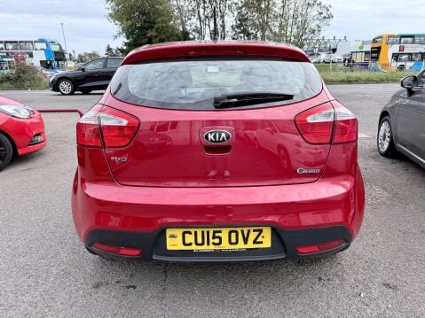 Kia Rio 1 HATCHBACK 6