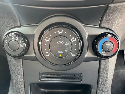 Ford Fiesta 1.25 STYLE 15
