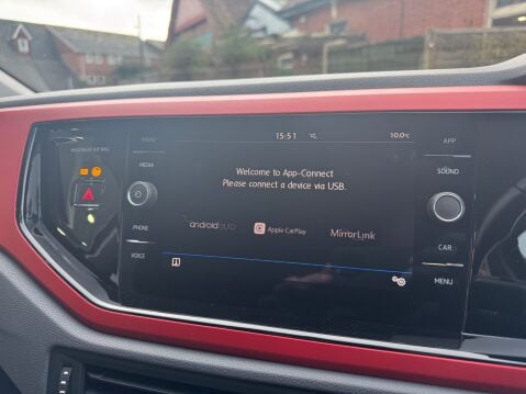 Volkswagen Polo 1.0 TSI BEATS DSG AUTOMATIC 23