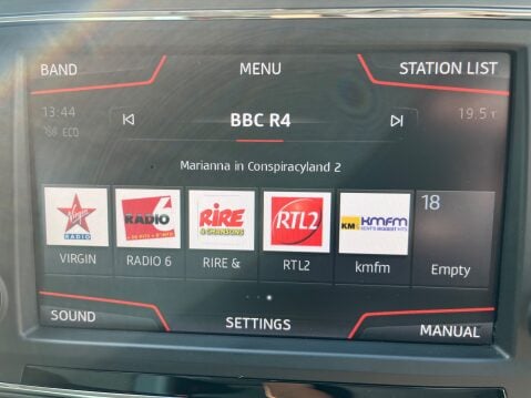 SEAT Ateca 1.6 TDI SE TECHNOLOGY DSG 19