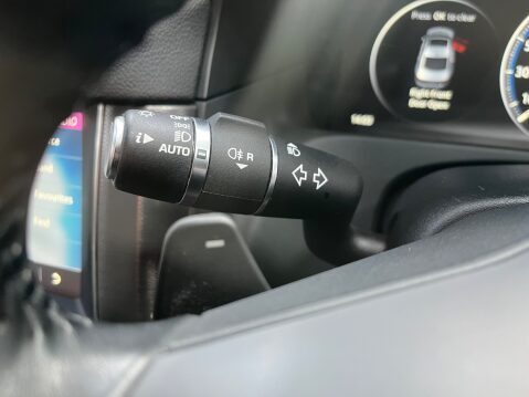 Jaguar XF 3.0D V6 S AUTOMATIC 39