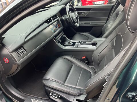 Jaguar XF 3.0D V6 S AUTOMATIC 12