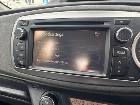 Toyota Yaris 1.33 VVT-I ICON PLUS 20