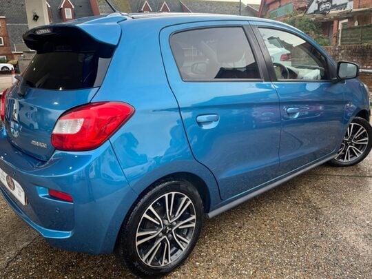 Mitsubishi Mirage JURO