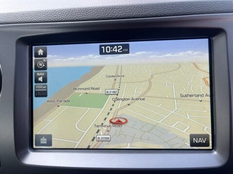 Hyundai i10 1.0 PLAY 16