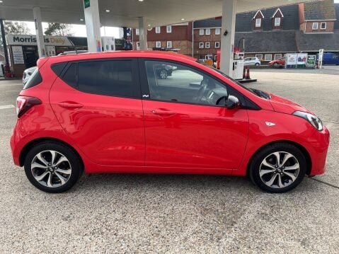 Hyundai i10 1.0 PLAY 8