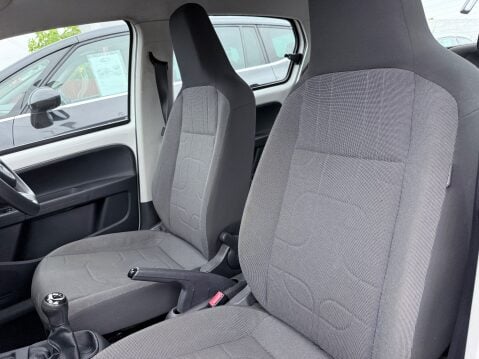 Volkswagen Up 1.0 MOVE UP GARMIN EDITION 11