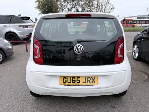 Volkswagen Up 1.0 MOVE UP GARMIN EDITION 6