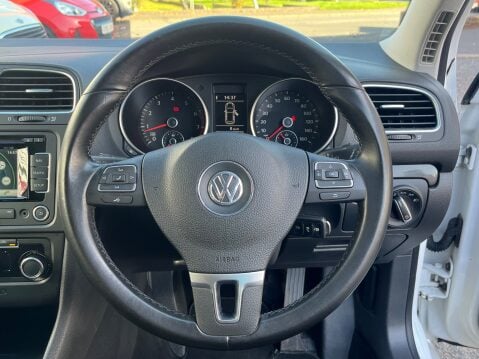 Volkswagen Golf 1.4 TSI MATCH 12