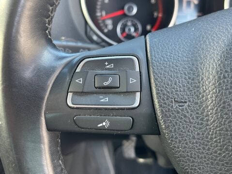 Volkswagen Golf 1.4 TSI MATCH 13