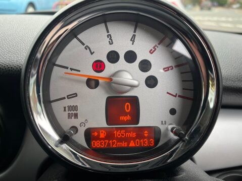 Mini Clubman 1.6 COOPER D 23